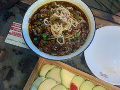 -慢丽江·云南野生菌土鸡锅(西山店)