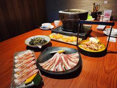 -山之屋炭火烧肉·生啤畅饮(大朗万科中央公园店)