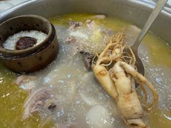 -朴小妹人参鸡汤火锅(长白山万达店)