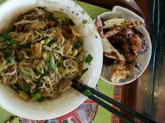 -海口骑楼小吃街