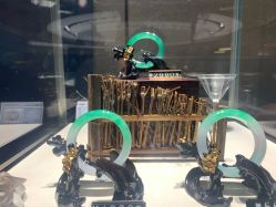 -北京七彩云南翡翠珠宝旗舰店(月坛店)