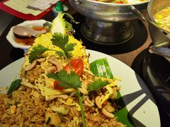 -大头虾越式风味餐厅(光明广场店)