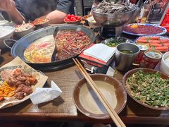 -萍姐火锅·公路夜市(武汉首店)