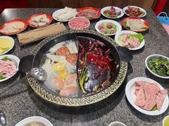 -佬革命主题火锅(玉沙路店)