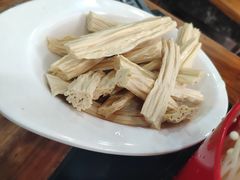 -三里屯土灶炖公鸡地锅鸡(江东店)