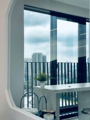 -Hello Lady发型设计