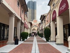 -佛罗伦萨小镇广佛名品奥特莱斯(疏港路店)