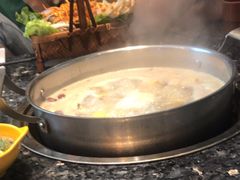 -一席地·本地鸡窝·杭帮鸡火锅(萧山银隆百货店)