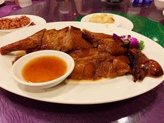 脆皮烧鹅-盛港湾海鲜食府(黄沙店)