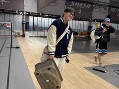 -易学羽毛球培训中心(铜川路店)
