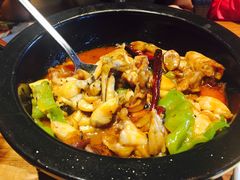 -云海肴·汽锅鸡·云南菜(天山百盛优客店)