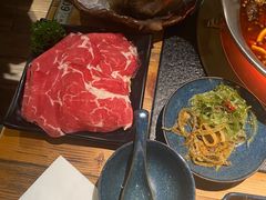 -湊湊火锅·茶憩(南京东路悦荟店)