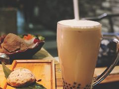 大红袍珍珠奶茶-湊湊火锅·茶憩(杭州湖滨银泰in77店)
