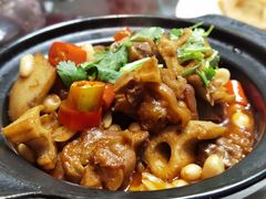 花生莲藕猪手煲-杨正宗烤全羊(北二环店)