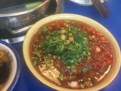 -马路边边串串香形象店(磐石路店)