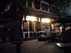 -香园自助小火锅