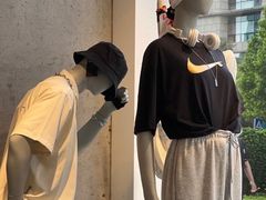 -NIKE KICKS LOUNGE体验店(北京新中关店)