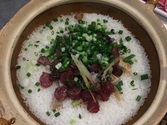 腊味煲仔饭-百年果林椰子鸡(中洲店)