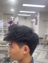 -米娜护肤造型