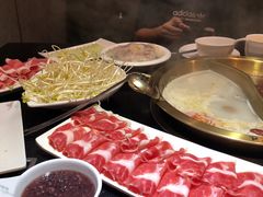 -重庆小天鹅火锅(中商广场店)