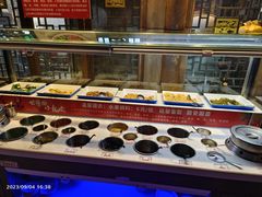 -小龙坎火锅(湖滨银泰in77店)