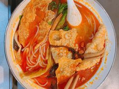 -丽丽三鲜螺蛳粉(田林路店)