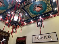 -梅龙镇酒家(南京西路总店)