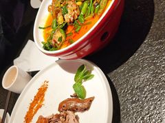 -万重锦·人文川菜馆(骡马市店)