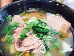 -秦香陕西食府(华贸天地店)
