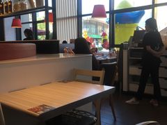 -必胜客(武汉欢乐谷店)