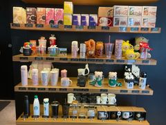 零售区-星巴克(绍兴柯桥柯岩景区店)