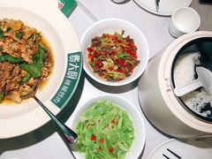 -费大厨辣椒炒肉(黄兴中心广场店)