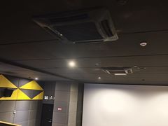 -中影荟星激光影城(西丽店)