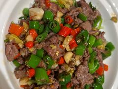 -渝信川菜 · 川味家常菜(财富购物中心店)