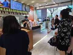 -CoCo都可(湖滨银泰店B区店)