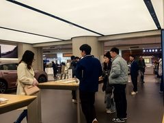 -华为智能生活馆(上海中山公园龙之梦)