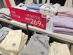 -唯品会(北京国瑞城店)