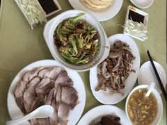 李连贵中盘熏肉-李连贵熏肉大饼(兴工街店)