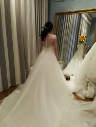 -Flora婚纱礼服定制租赁店