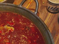 -旧街市鲜货老火锅(大光路店)