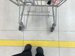 -沃尔玛(前山店)