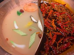 -山城鼎重庆老火锅(西安钟楼店)