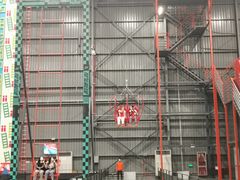 -极限PLAY运动娱乐新世界·团建派对潮玩休闲馆·室内蹦极高空游乐园