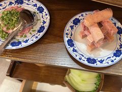 -热火朝天鲜切牛肉火锅(南强街巷店)