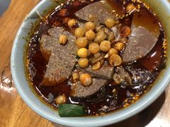-芙蓉巷成都名小吃(丹尼斯2天地店)