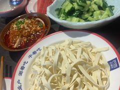 -巴四老城区炭火蛙锅(张江店)