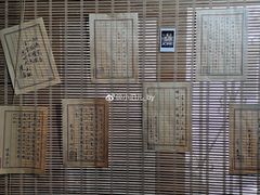 内景-荒岛书店(黄县路店)