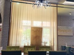 -梧桐树下(云锦世家店)