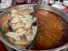 -老石黑山羊毛驴肉火锅(金凯广场店)