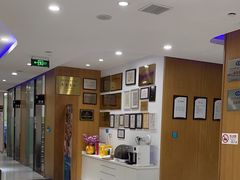 -雅悦齿科(顾村公园店)